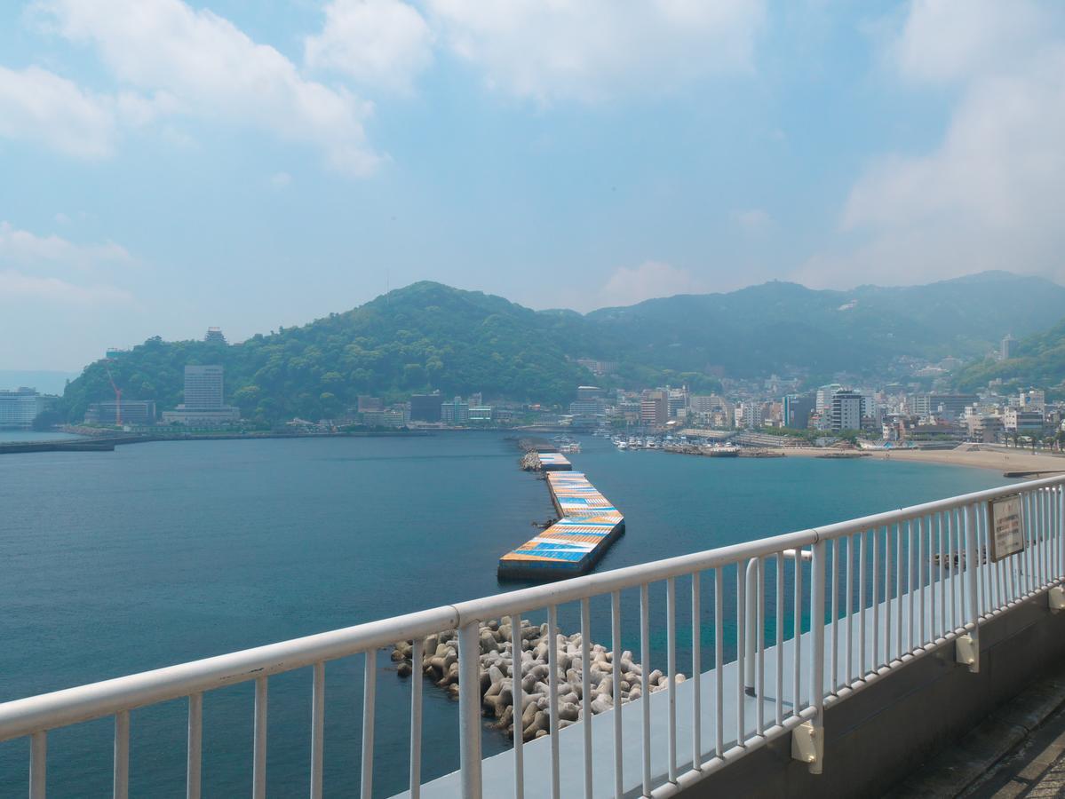 Отель Wisterian Life Club Atami Атами Экстерьер фото