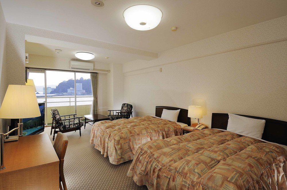 Отель Wisterian Life Club Atami Атами Экстерьер фото